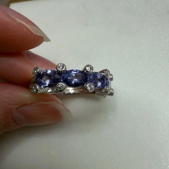 Judith Ripka Sterling Silver 5-Stone Oval Tanzanite size 6 Ring - Picture 5 of 6